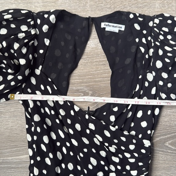 Reformation WILDFLOWER POLKA-DOT GEORGETTE MIDI DRESS IN BLACK 2 - Picture 14 of 16